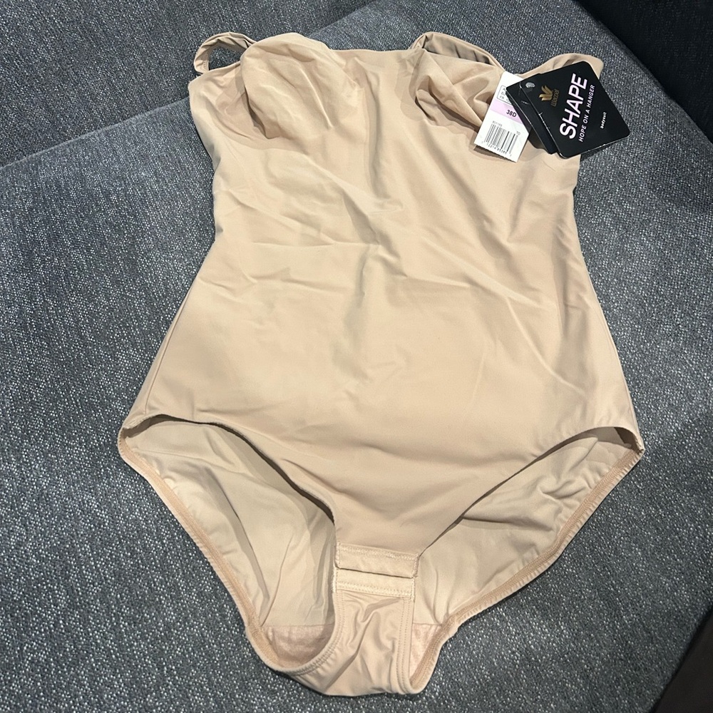 Wacoal Shapewear Bodysuit 38D NWT